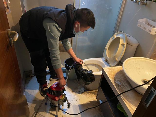 吐鲁番马桶疏通-疏通下水道